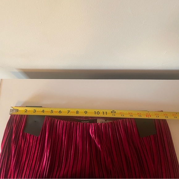 ๐ฅ๐HP๐๐ฅ Alfani Plus-Size Pull-On Velvet Wide-Leg Pants Red - Size XL - Picture 8 of 12